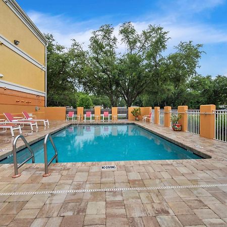 Comfort Inn Fort Myers Northeast Bagian luar foto