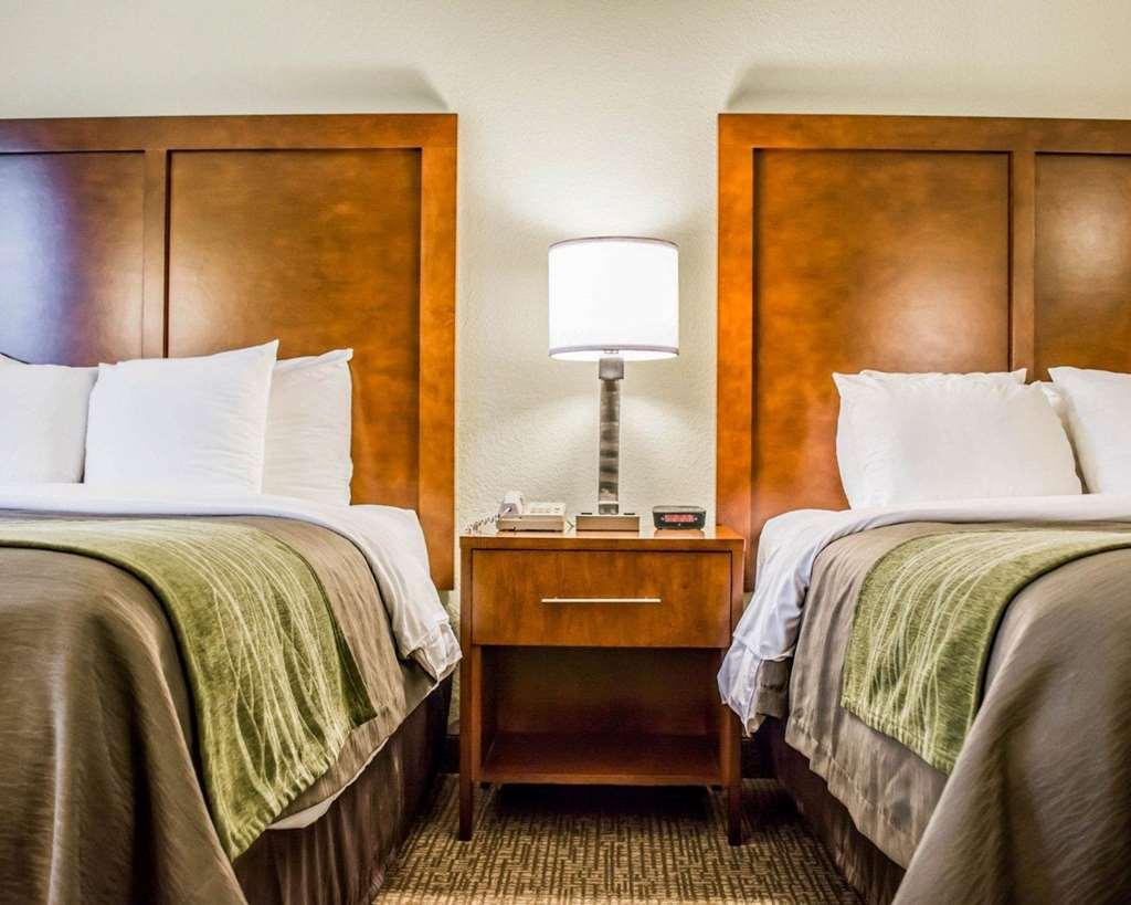Comfort Inn Fort Myers Northeast Ruang foto
