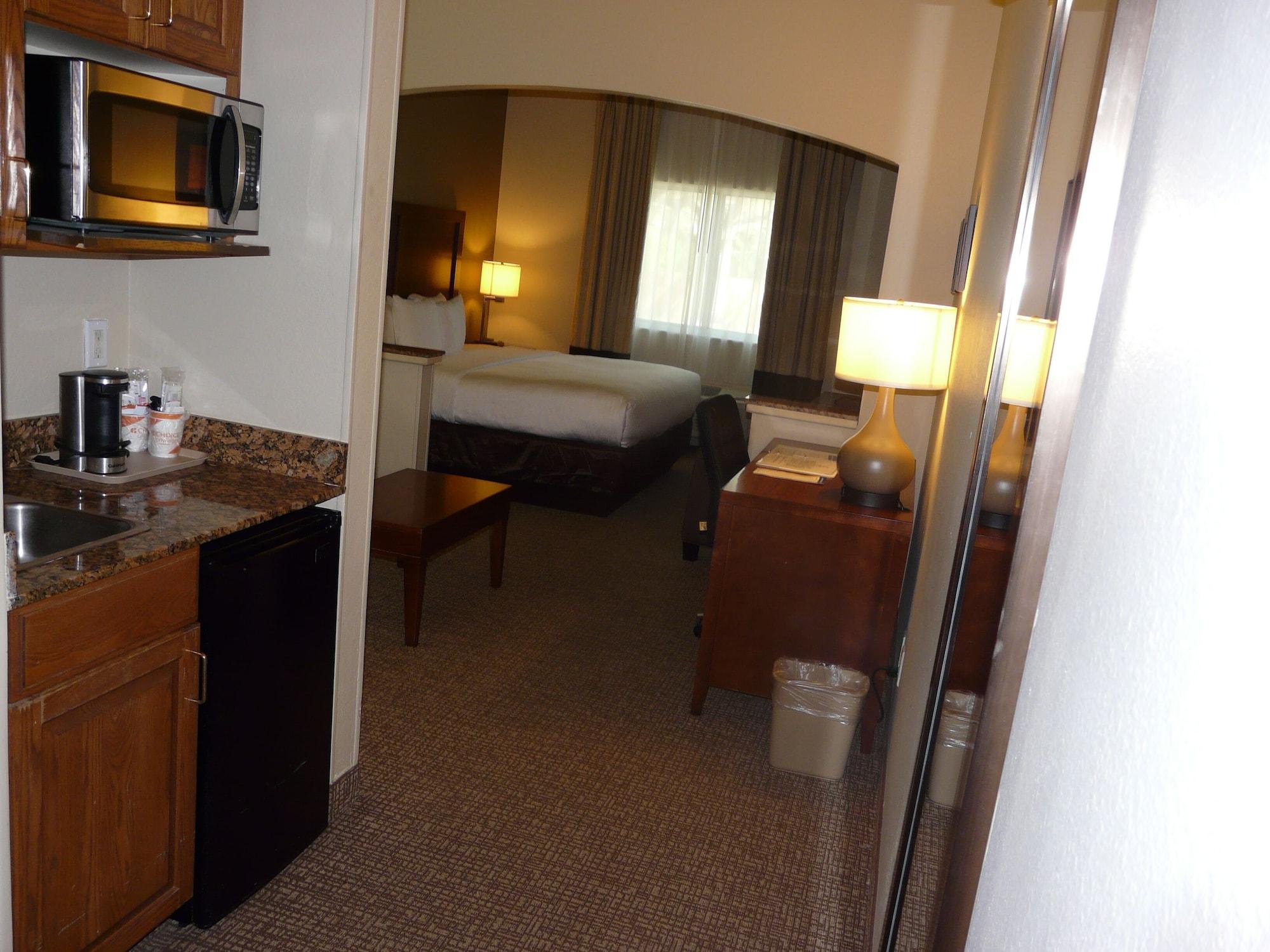 Comfort Inn Fort Myers Northeast Bagian luar foto
