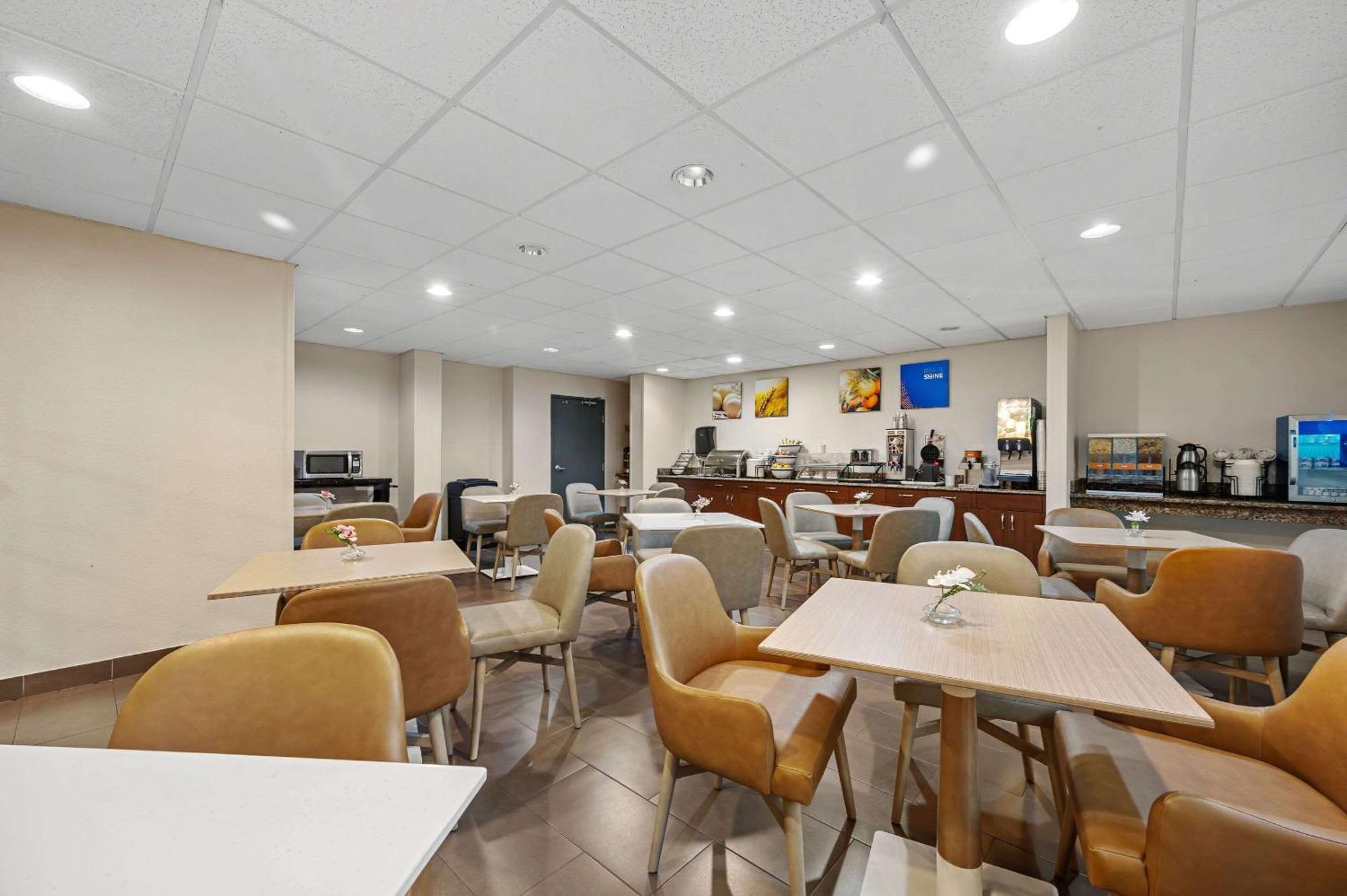 Comfort Inn Fort Myers Northeast Bagian luar foto