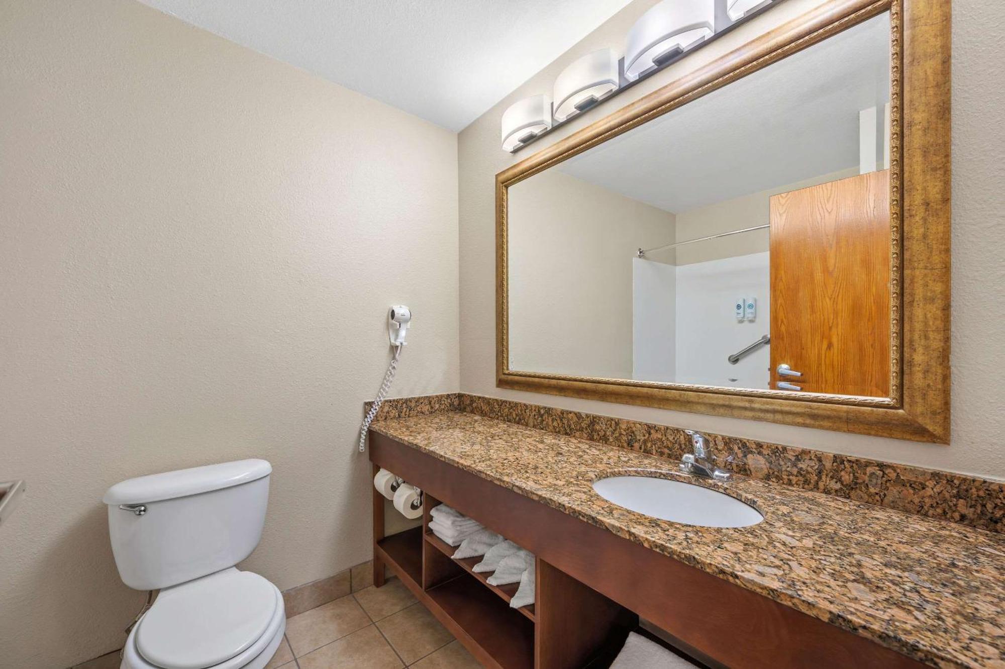 Comfort Inn Fort Myers Northeast Bagian luar foto