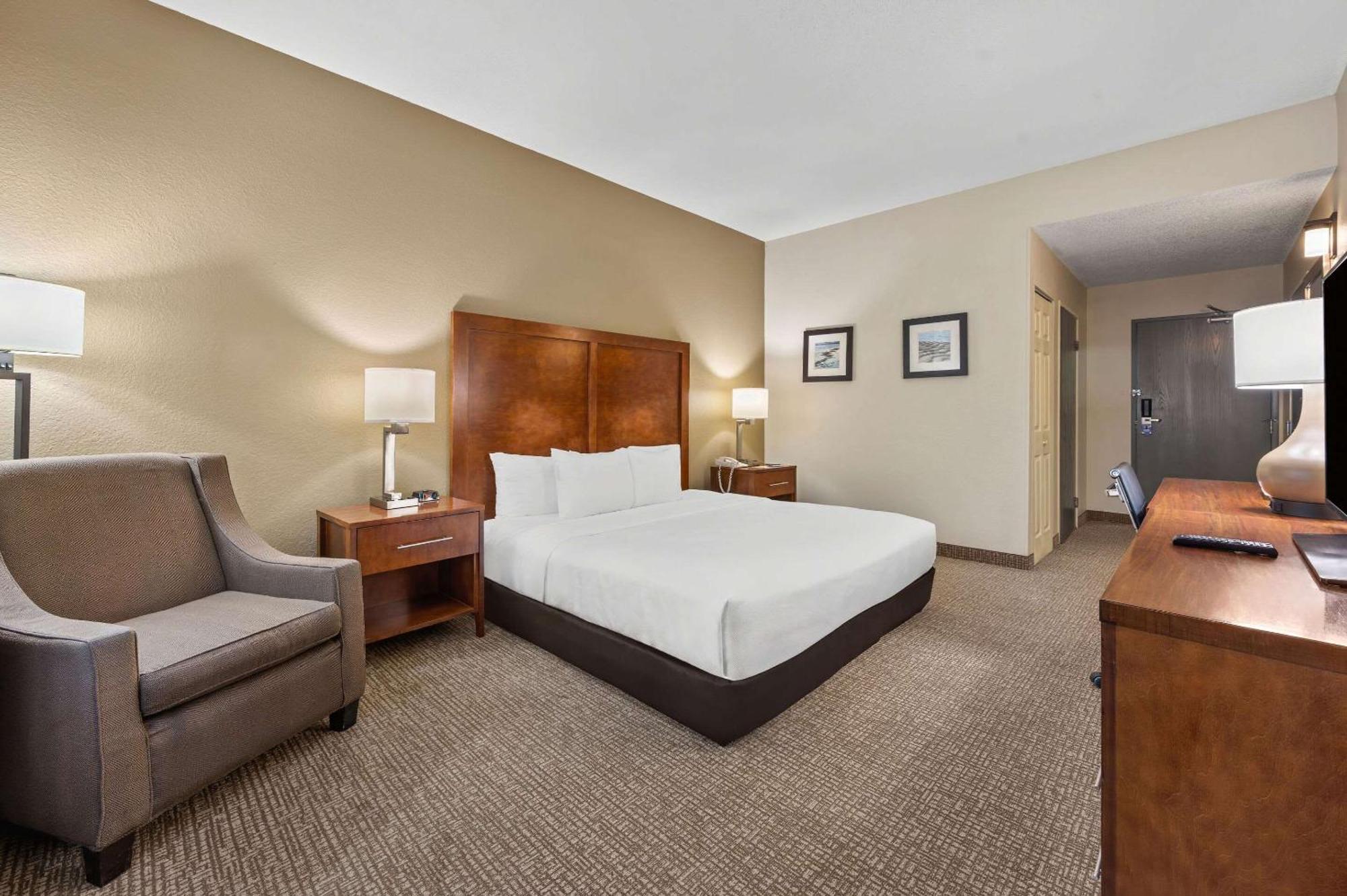 Comfort Inn Fort Myers Northeast Bagian luar foto