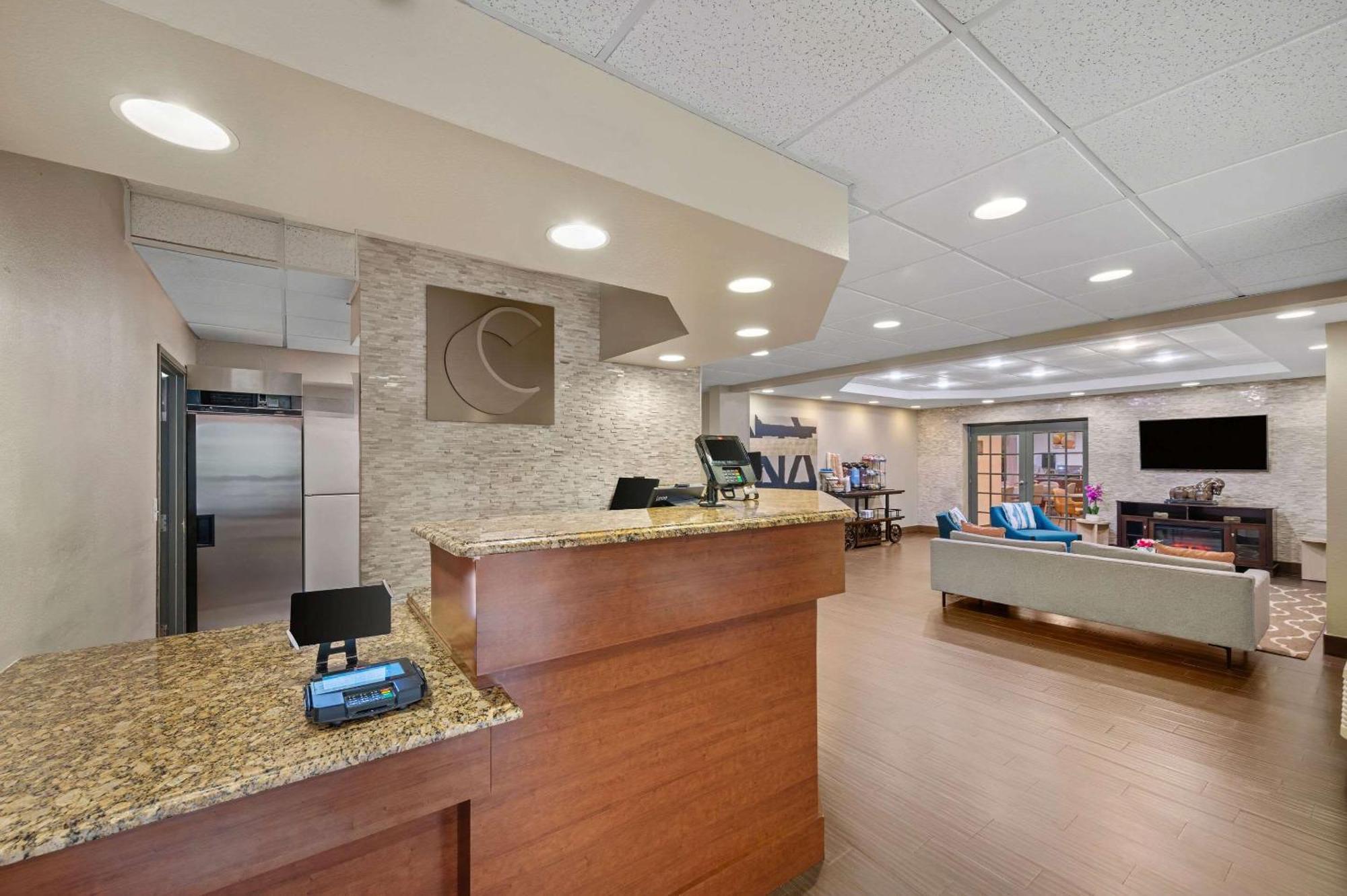 Comfort Inn Fort Myers Northeast Bagian luar foto