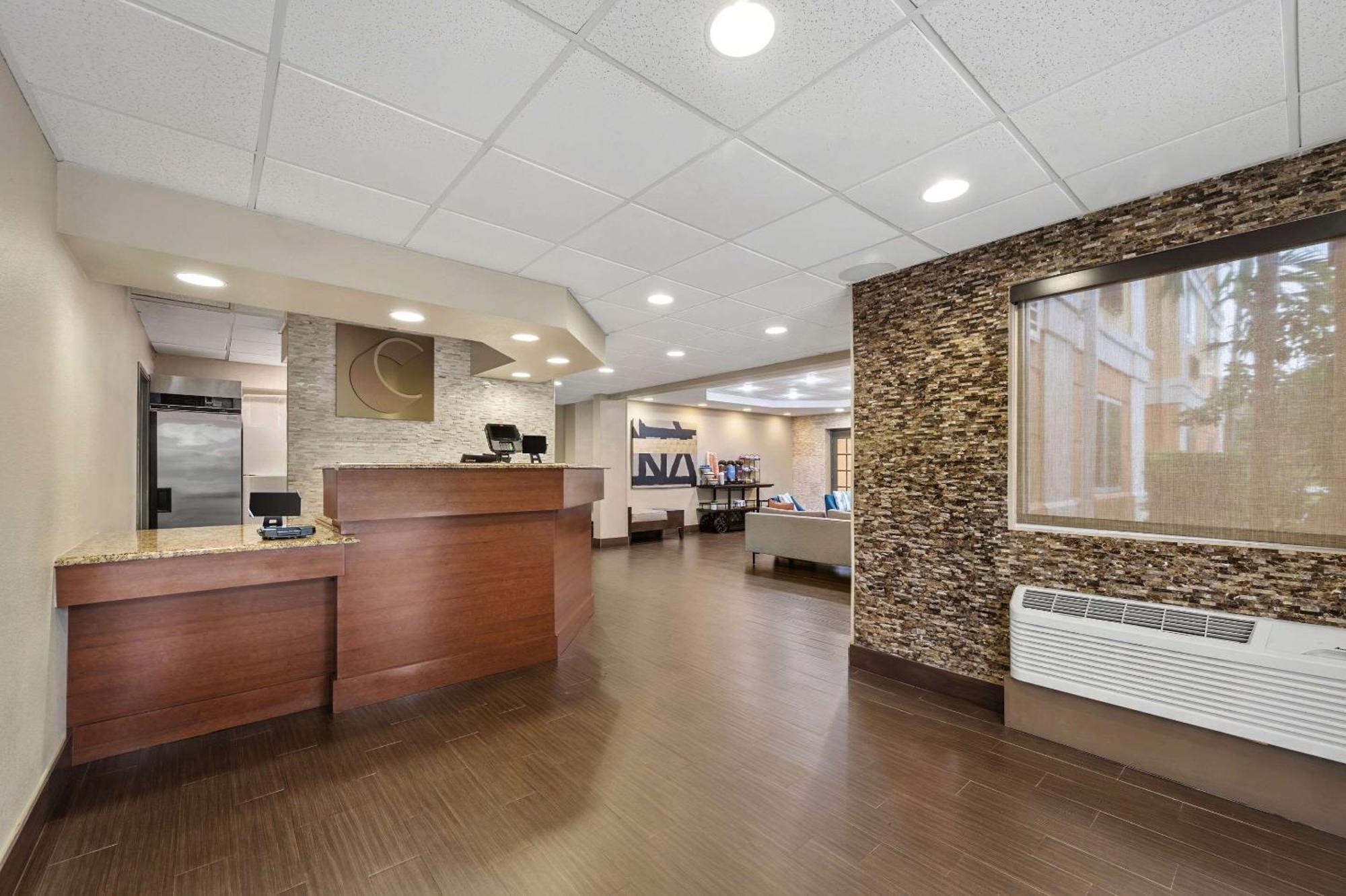 Comfort Inn Fort Myers Northeast Bagian luar foto